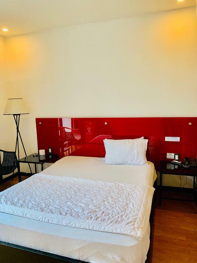 Gia Huyen Hotel Hô Chi Minh-Ville Extérieur photo